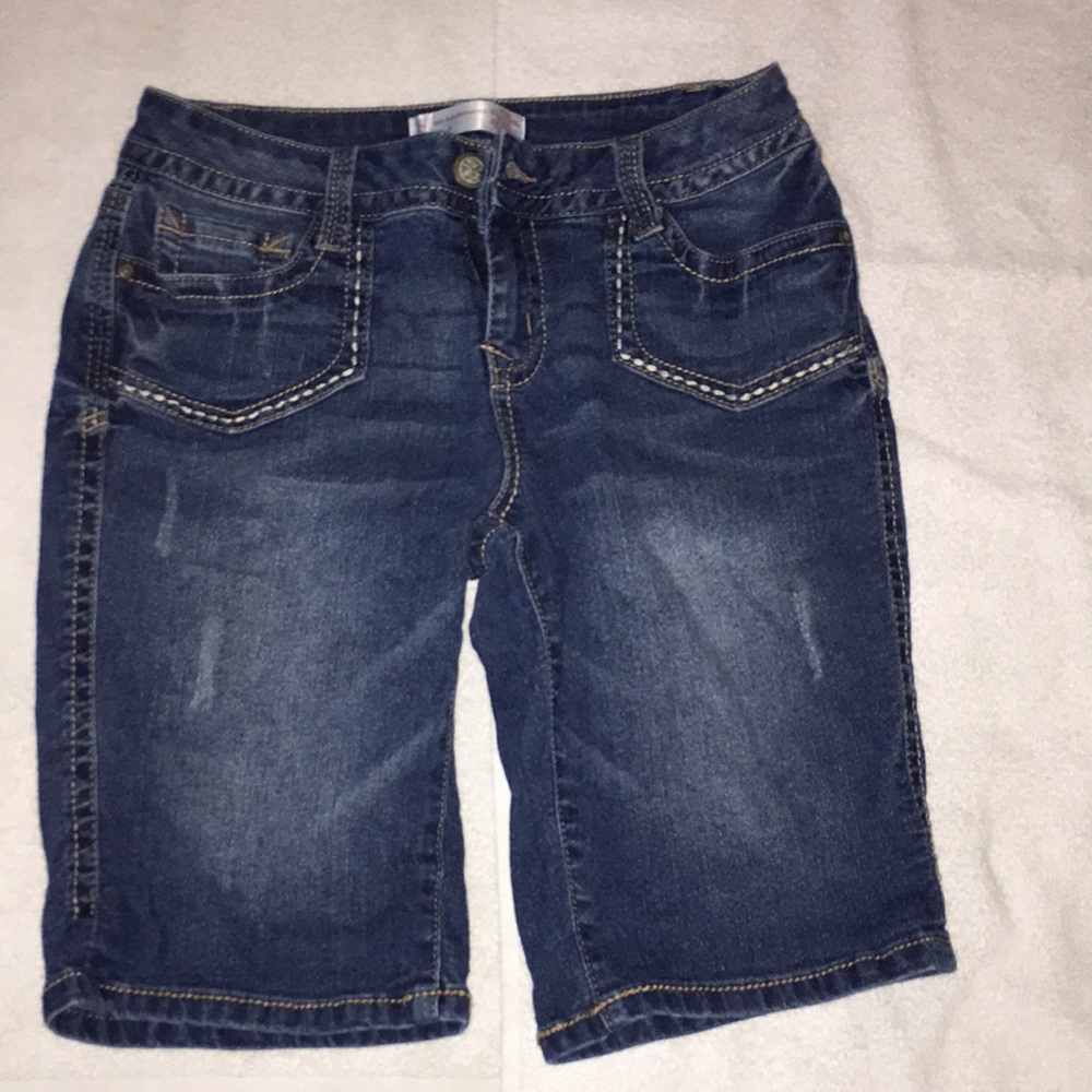 No Boundaries blue Jean Bermuda shorts